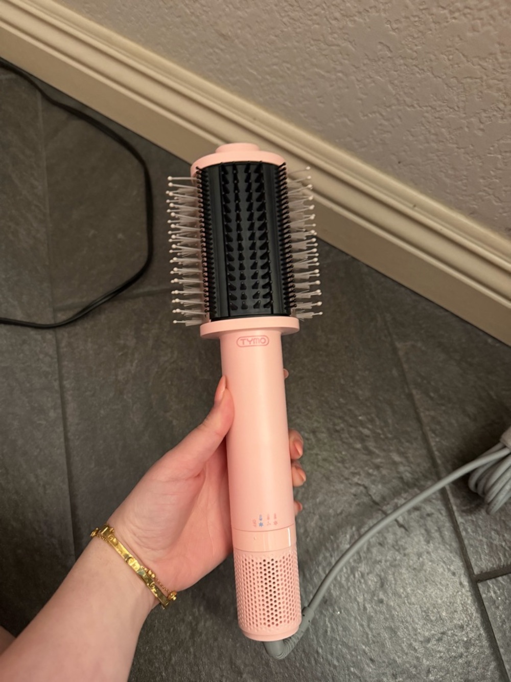 Tymo Pink Hot Air Round Brush Styler - Picture 3 of 11